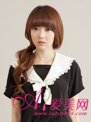 “马脸”女孩看过来 学齐刘海发型 “马脸”女孩看过来 学齐刘海发型