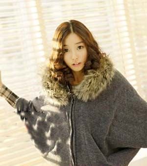 2011秋冬流行什么中分发型 最抢眼韩国女生发型欣赏 2011秋冬流行什么中分发型 最抢眼韩国女生发型欣赏